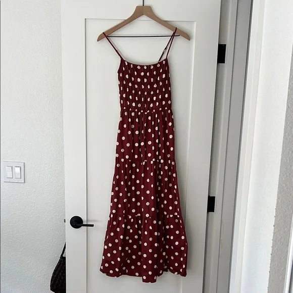 Gap Smocked Tiered Midi Dress - Picture 2 of 6
